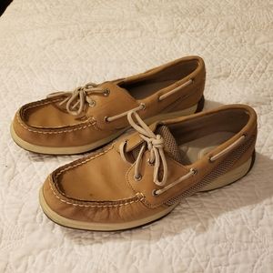 8 1/2 Sperry topsizer boat shoes